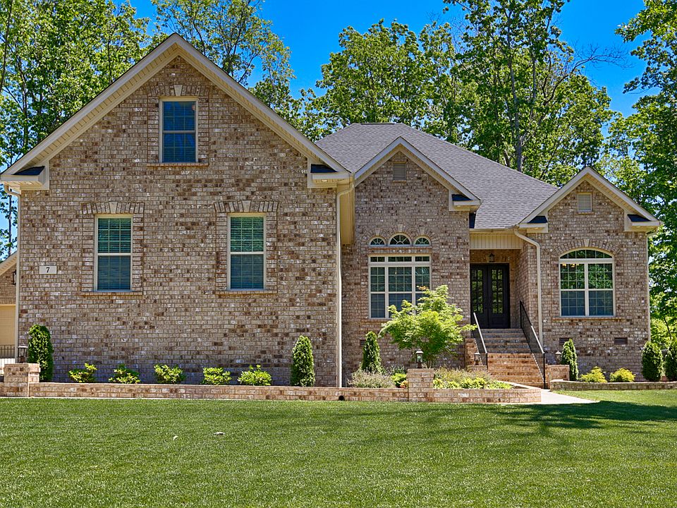 1st image of 7 Verdant Cir SE