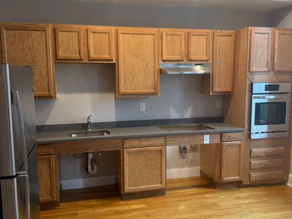 1433 Hancock St #203