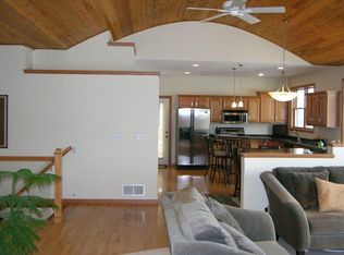 2982 Rosemary Ln NE, Rochester, MN 55906