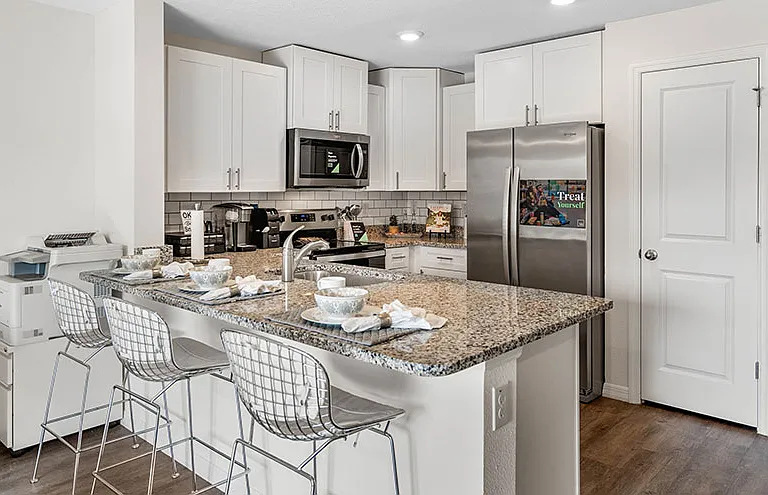 Chapel Commons Townhomes — Photo 8