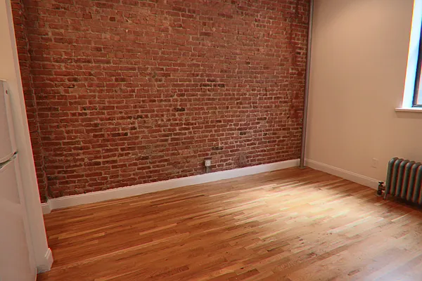 Rented by PMG Real Estate  | media 14