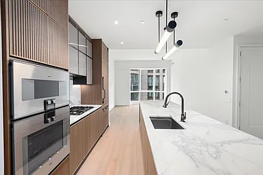 Rented by R New York