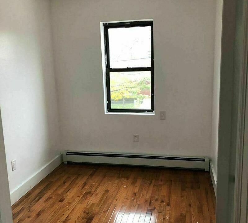 1st image of 1456 30th Ave Floor 2