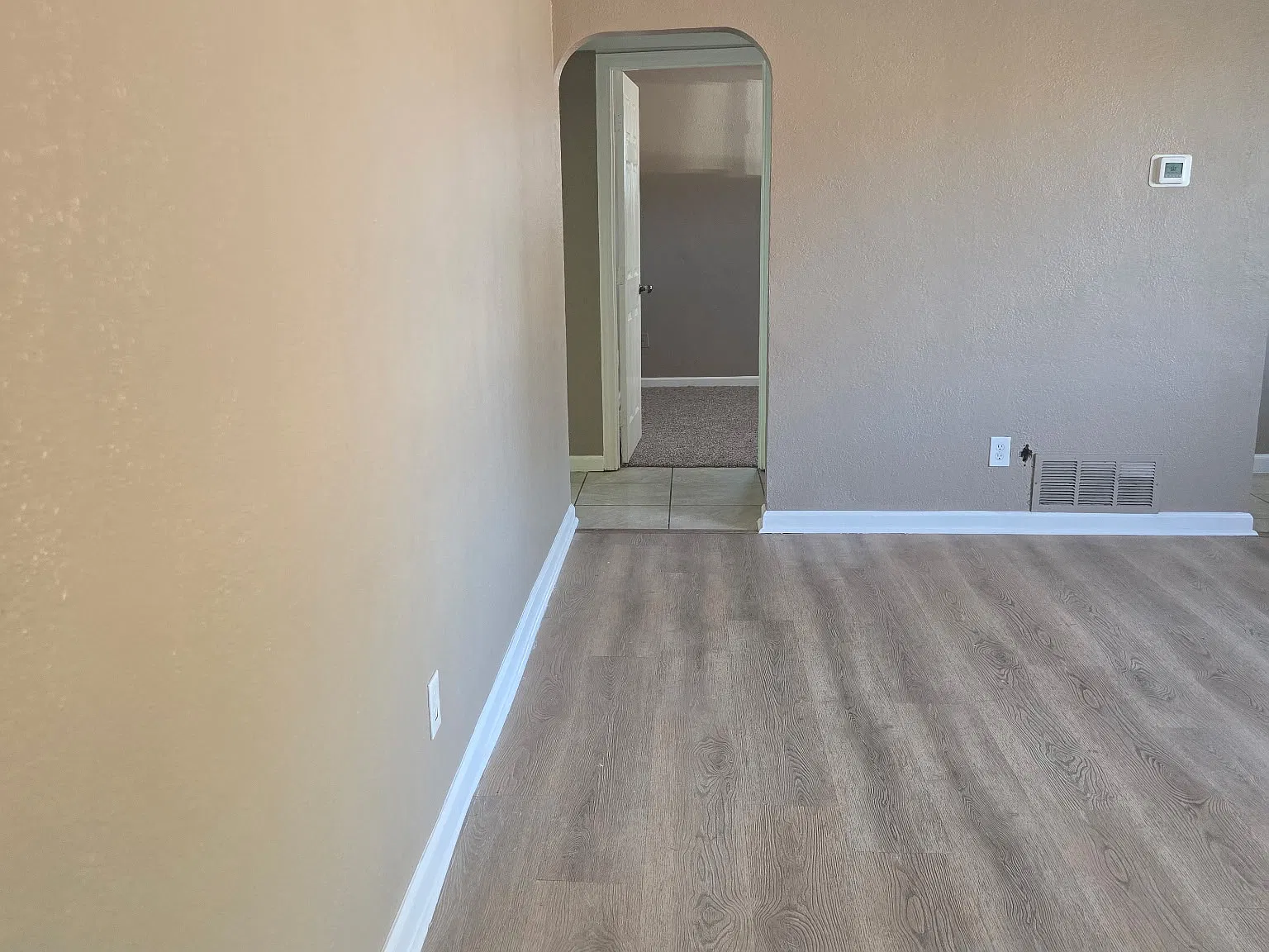 3 bed, 1176 sqft, $2,350 — Photo 1