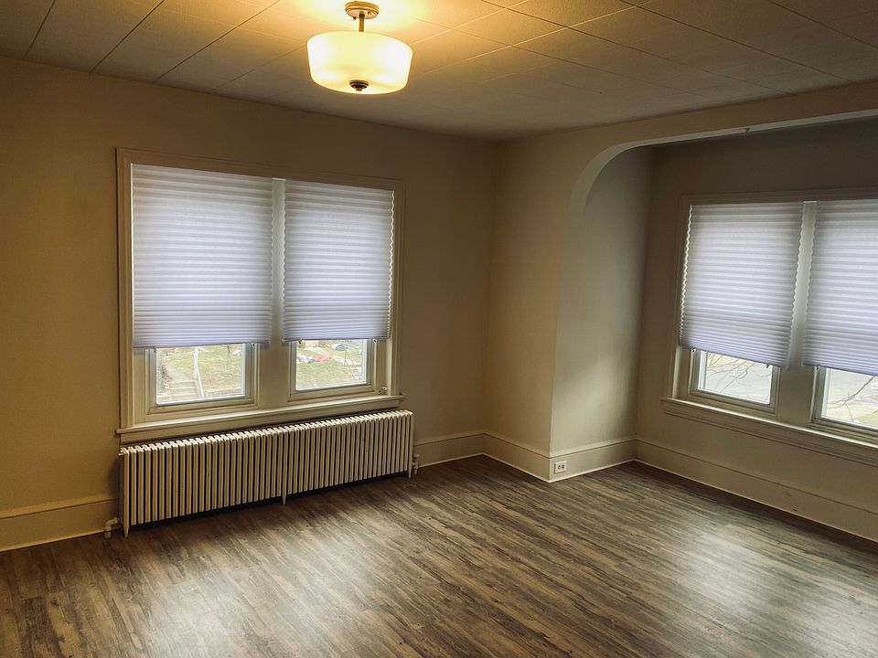 Large living rm