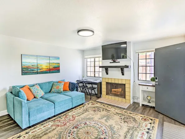 434 Larkin St, Monterey, CA