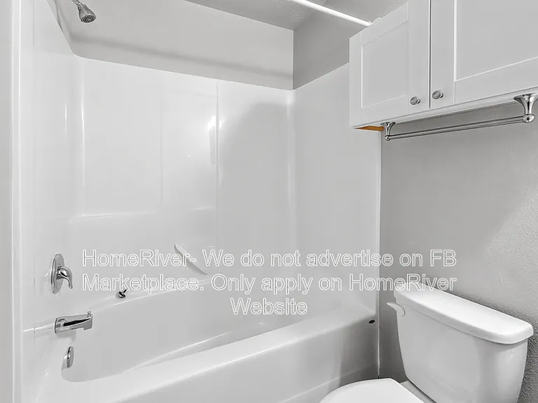 831 S Avalon St — Photo 17