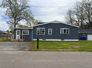 18 Bradford Ct, Buffalo, NY 14224