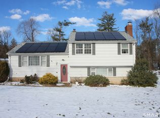 384 Middletown Avenue, North Haven, CT 06473