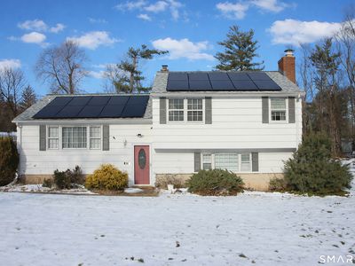 384 Middletown Avenue, North Haven, CT, 06473