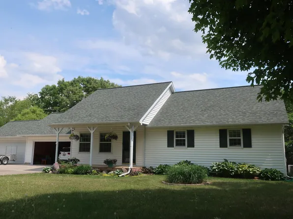 W8265 County Road O, Wild Rose, WI 54984