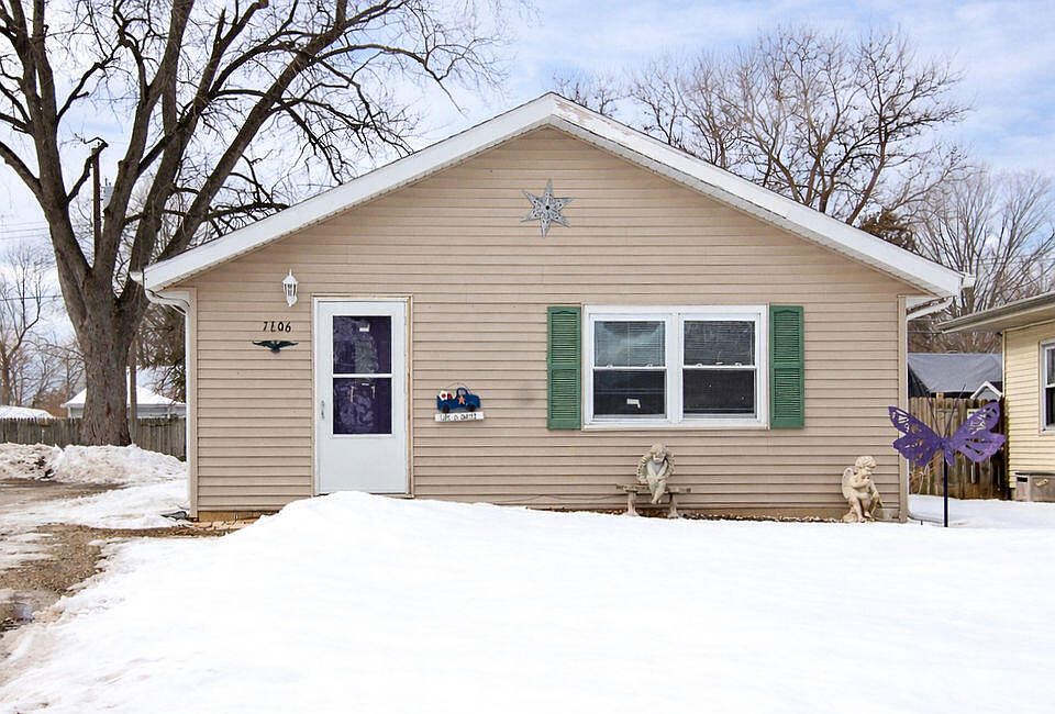1st image of 1606 Farrand Ave