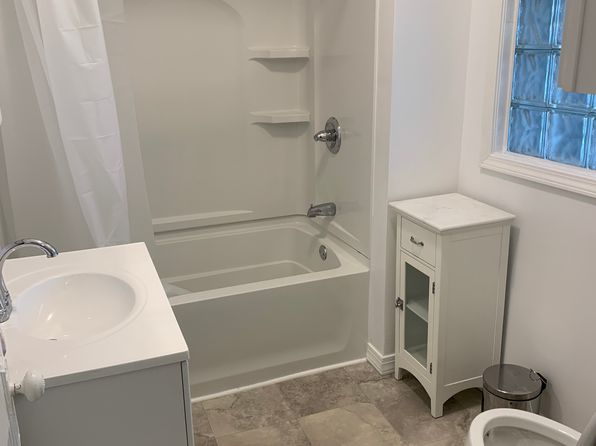 21 Governors Ln FLOOR 1