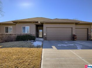 17259 Y St, Omaha, NE 68135