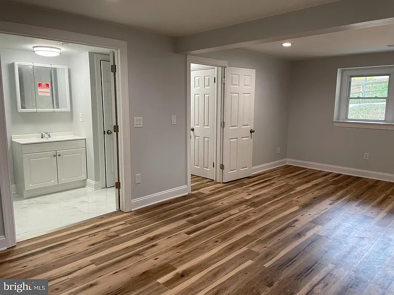 13 Glen Dr — Photo 18