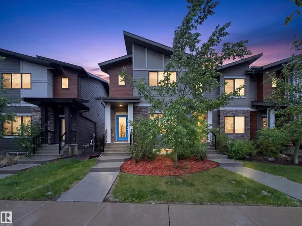 17 Amesbury Wynd, Strathcona County, AB T8B 0B5