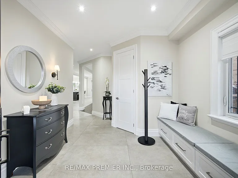 25 Andrew Hill Dr #2-& — Photo 4