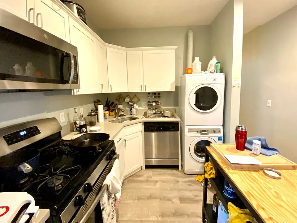 3 Oswald St #12
