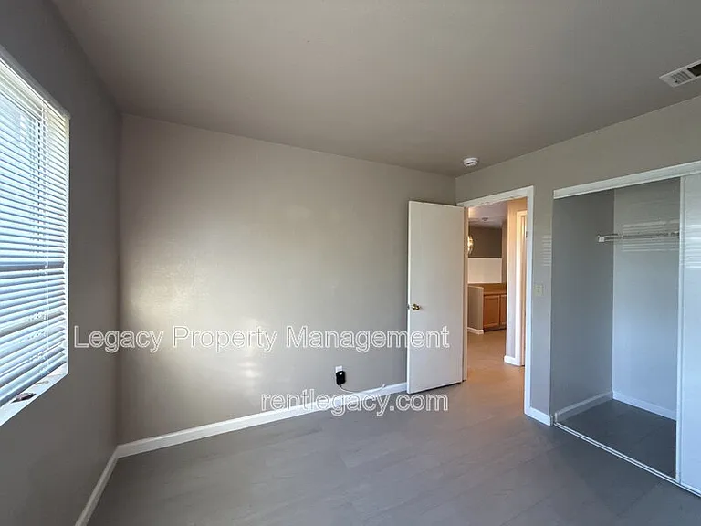 4932 Chaps Ct — Photo 14