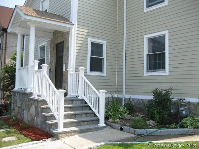 95 Highview Ave #2 — Photo 4