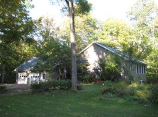 53 Church St, Phelps, NY 14532