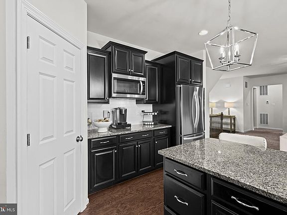 4th image of 12515 Madison Park Ct