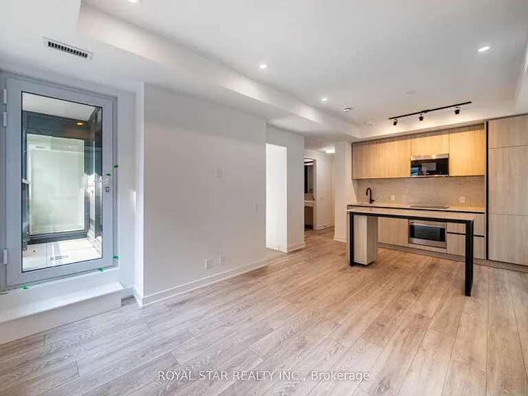 108 Peter St #518 — Photo 11