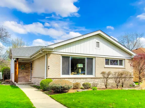 7645 Kilbourn Ave, Skokie, IL 60076