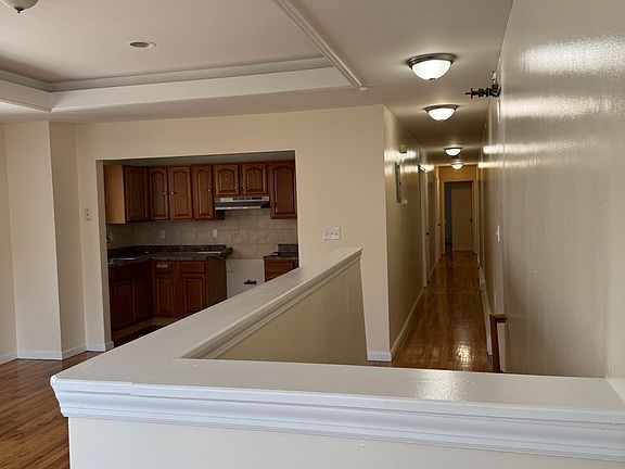 2nd image of 847 E 226th St #3