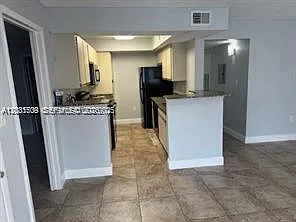 Biscayne Beach Club Condo — Photo 3
