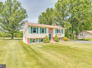 12012 Pioneer Dr, Smithsburg, MD 21783