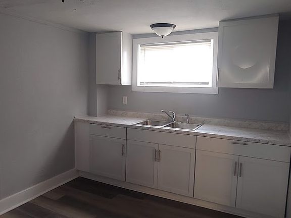 5th image of 616 W Chambers St #1