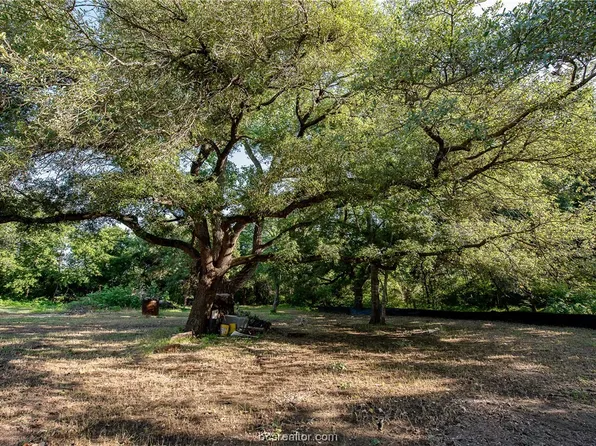3801 N Texas Ave, Bryan, TX 77803