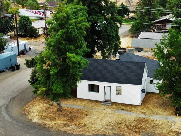 295 W Adams St, Huntington, OR 97907