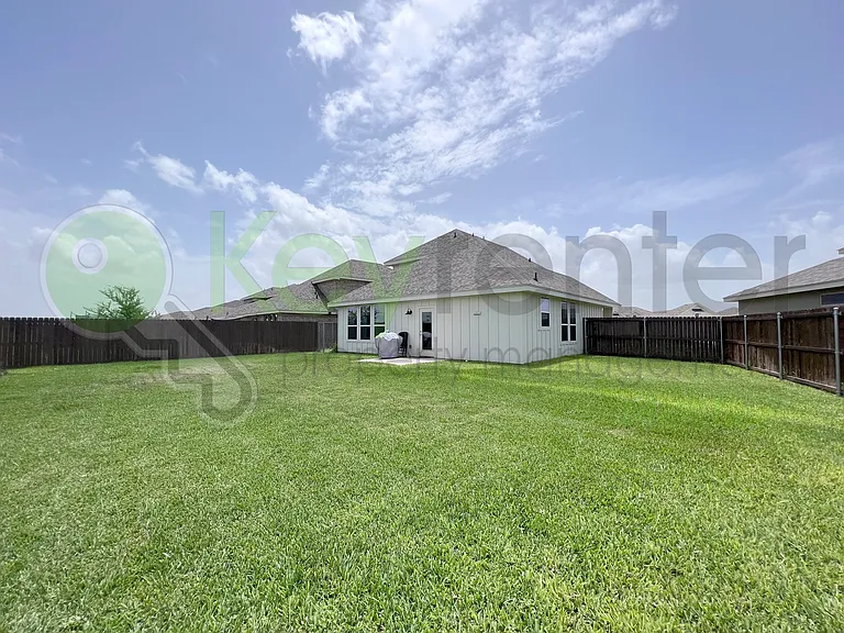 5716 River Rd — Photo 43