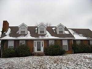 1st image of 525 W Point Dr