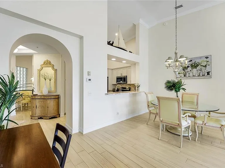 800 Breakaway Ln #203 — Photo 6