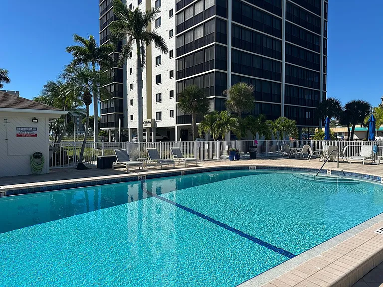 26171 Hickory Blvd #7C — Photo 43