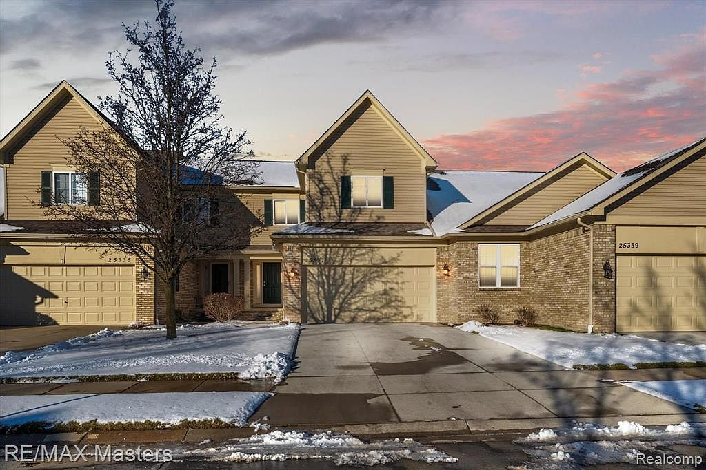 25337 Petros Dr, Flat Rock, MI 48134 Zillow