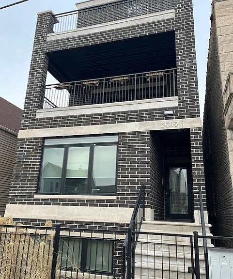 3019 N Clybourn Ave #1 — Photo 25