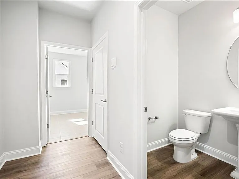 469 Monterey Loop — Photo 17