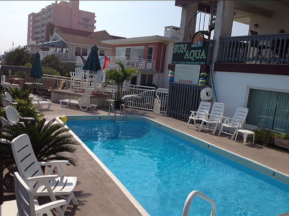 4th image of 1421 Ocean Ave APT 3