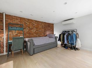 51 W 11th St #3B, New York, NY 10011