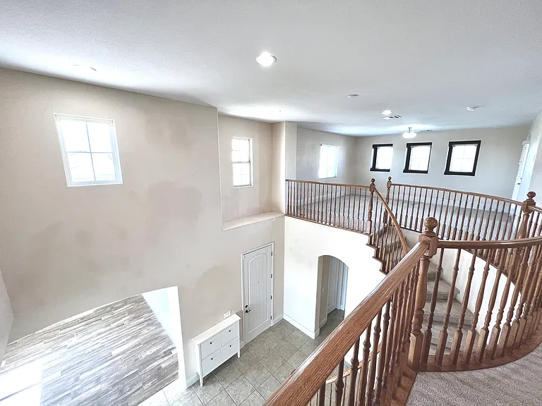 7140 Charter Crest St — Photo 48