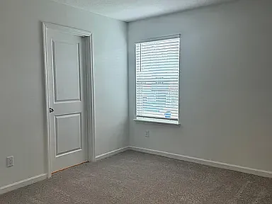 299 Belfort Ct — Photo 7
