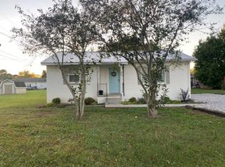 205 10th Ave N, Decherd, TN 37324