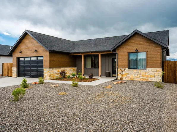 1458 Stoneridge Dr, Ranchester, WY 82839