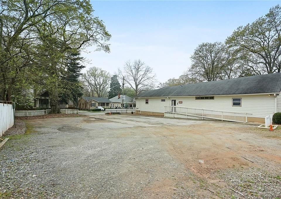 1st image of 1366 Wylie St SE Lot 0