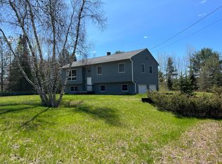 35 Timber Ln, Mechanic Falls, ME 04256