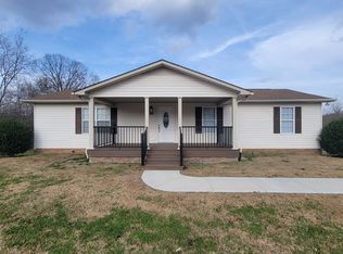 8095 Nashville Hwy, Baxter, TN 38544